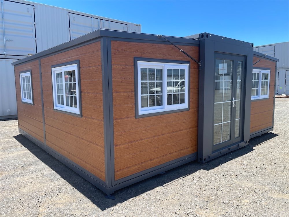 Brown Expandable Container House with Ensuite